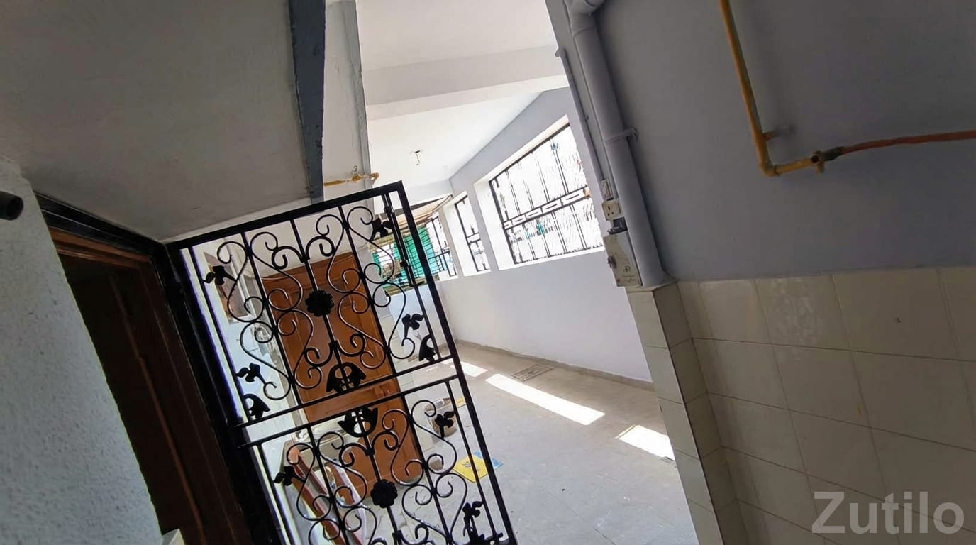 Tenament House for Sale Sola Science City - House for Sale - Ahmedabad City - Image 3