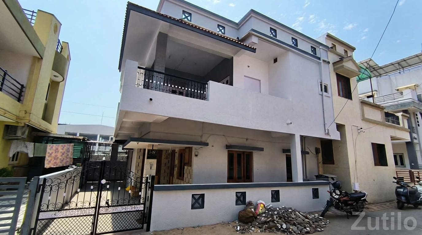 Tenament House for Sale Sola Science City - House for Sale - Ahmedabad City - Image 4