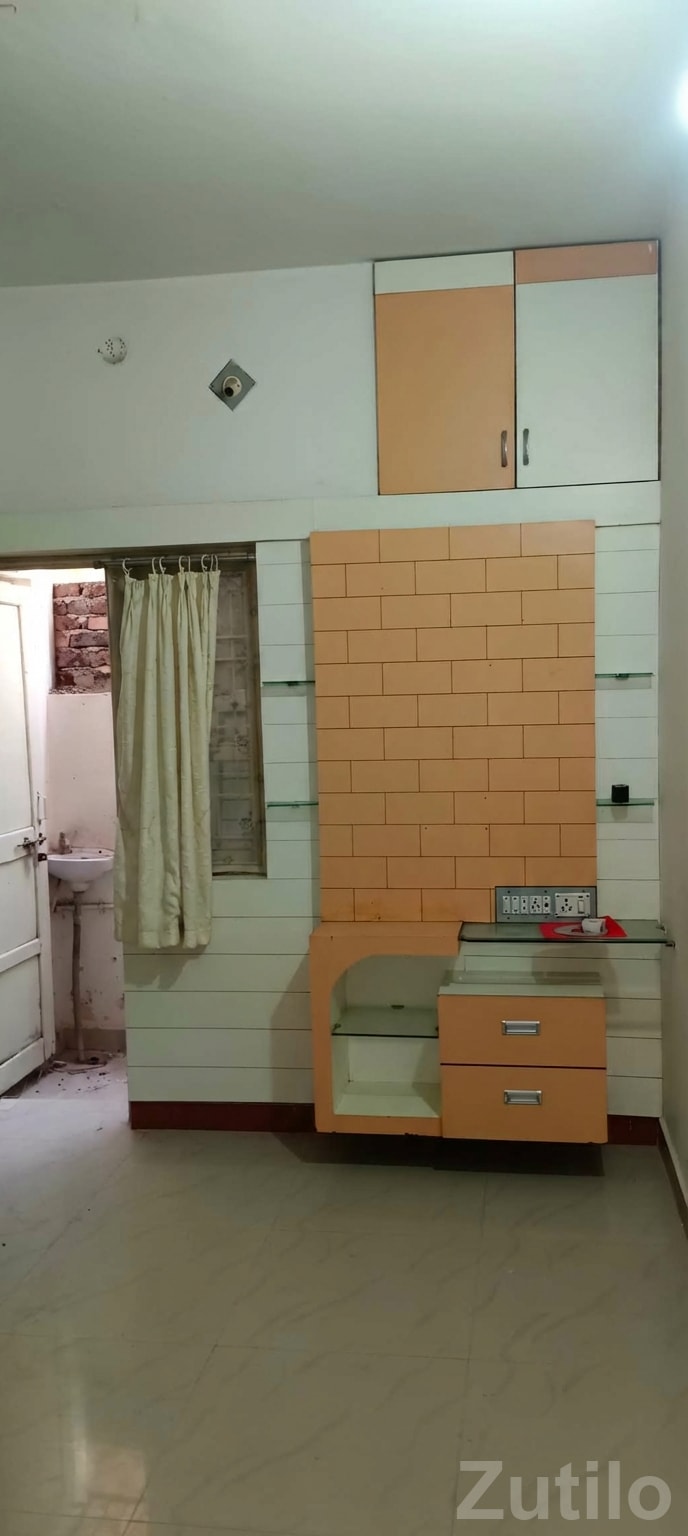 2 Floor House for Sale in Sudarshan Society - ઘર વેચાણ માટે - મોરબી - Image 4