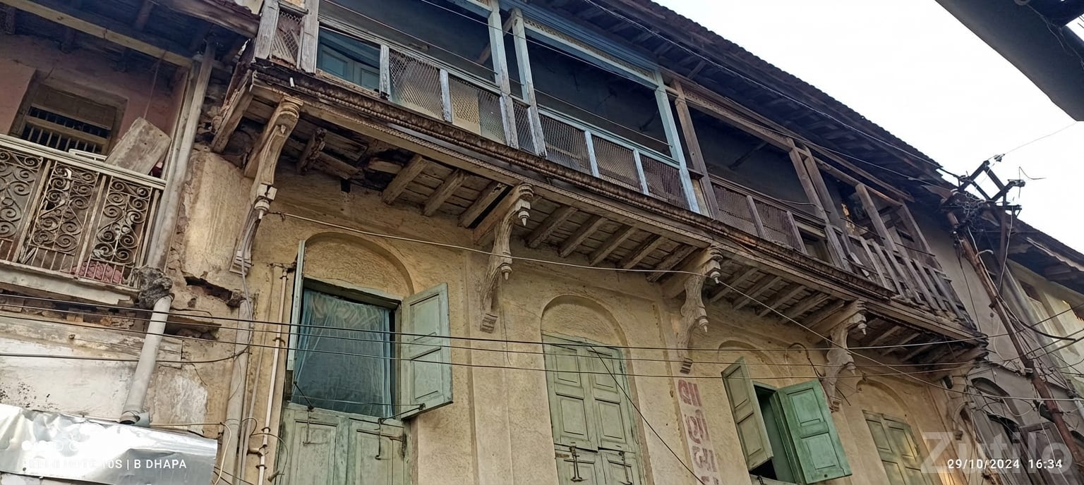 Talaja 3 Floor House with Shops for Sale - ઘર વેચાણ માટે - જેસર - Image 2