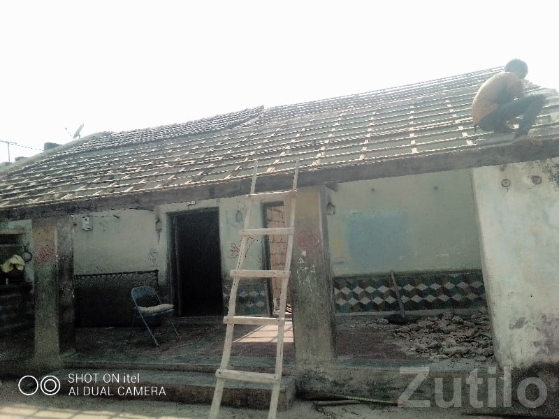 Old Wooden Roof Structure for Sale