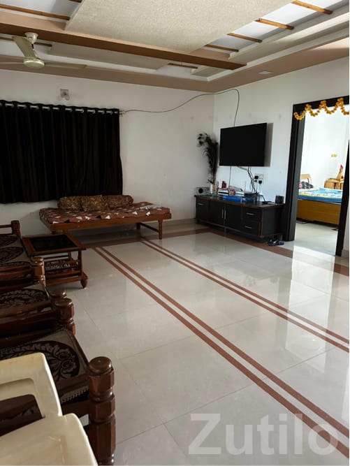 Spacious 3 BHK Flat for Sale in Jamnagar Spacious 3 BHK Flat for Sale in Jamnagar
