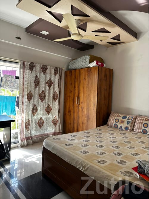 Spacious 3 BHK Flat for Sale in Jamnagar - ઘર વેચાણ માટે - ભાણવડ - Image 3