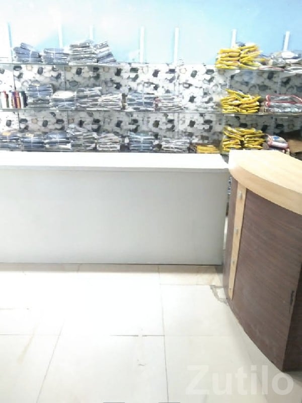 Retail Shop Counter Tables with Glass Racks - ઓફિસ ફર્નિચર - ભાણવ - Image 2