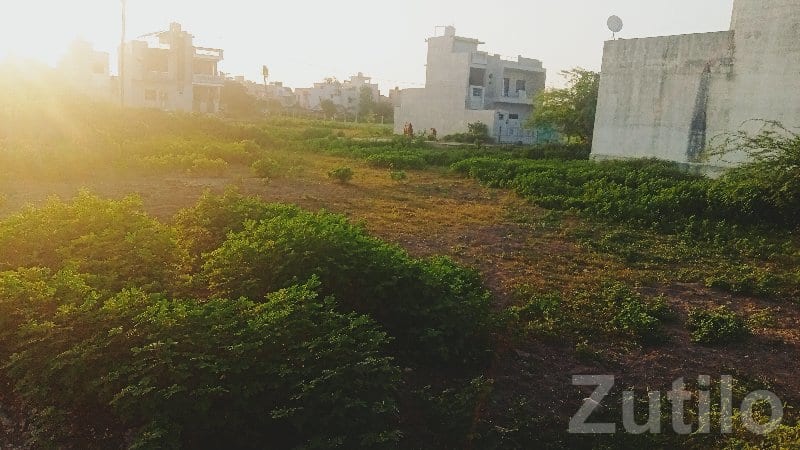 Residential Plot for Sale in Gajanand Park - જમીન અને પ્લોટ - માંગ્રોળ - Image 2