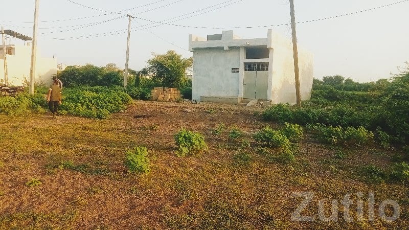 Residential Plot for Sale in Gajanand Park - જમીન અને પ્લોટ - માંગ્રોળ - Image 3