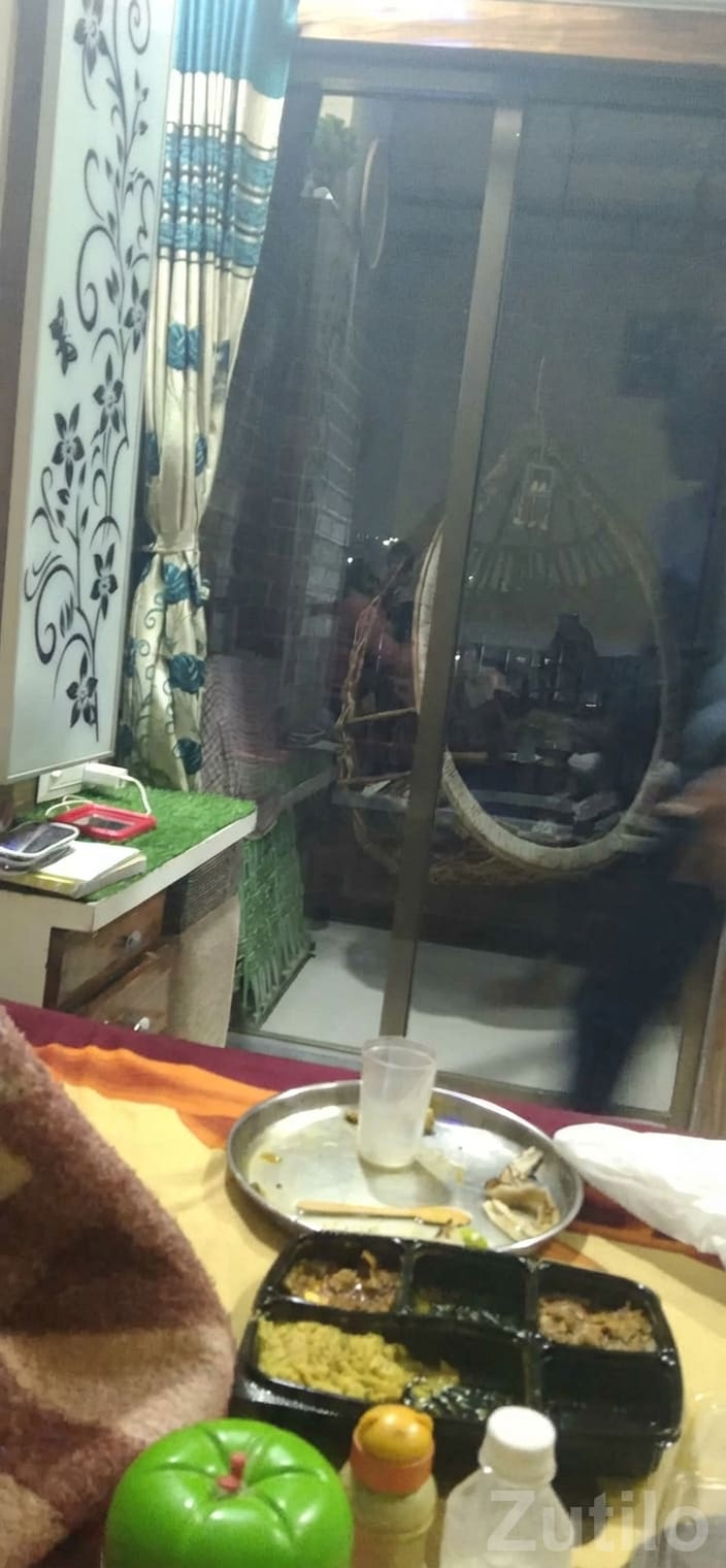 Flat for Sale in Kesar City Moraiya