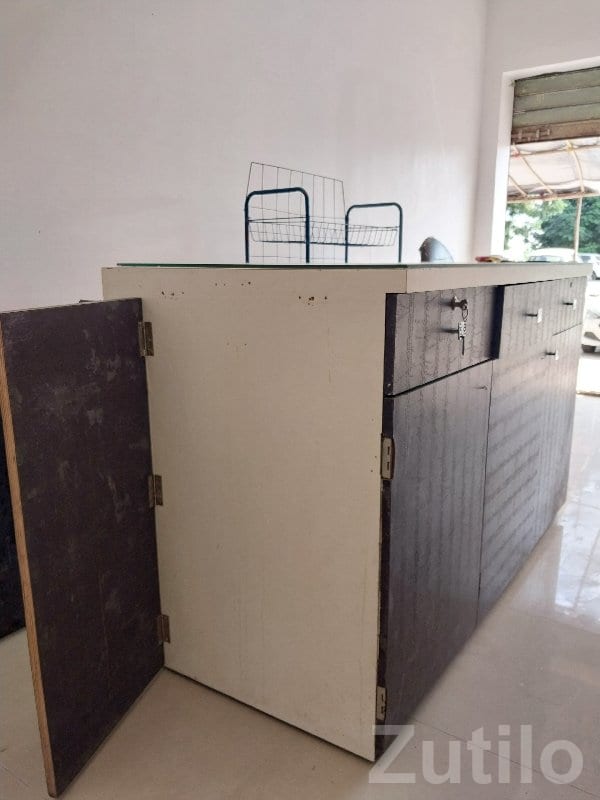 Wooden Counter Cabinet for Shop - કબાટ અને સ્ટોરેજ - વંથલી - Image 3