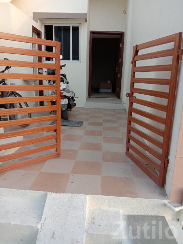 1 BHK House for Sale with Terrace Room - ઘર વેચાણ માટે - જુનાગઢ - Image 2