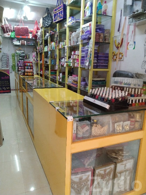 Ready Cosmetic & Gift Shop for Sale - દુકાનો - ખંભાળિયા - Image 2