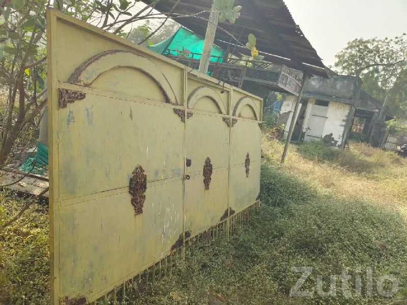 Used Metal Gate 11.5 x 6 Feet for Sale