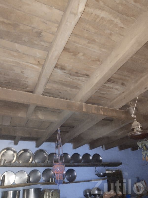 Old Village House for Sale in Savarkundla - House for Sale - Savarkundla - Image 3