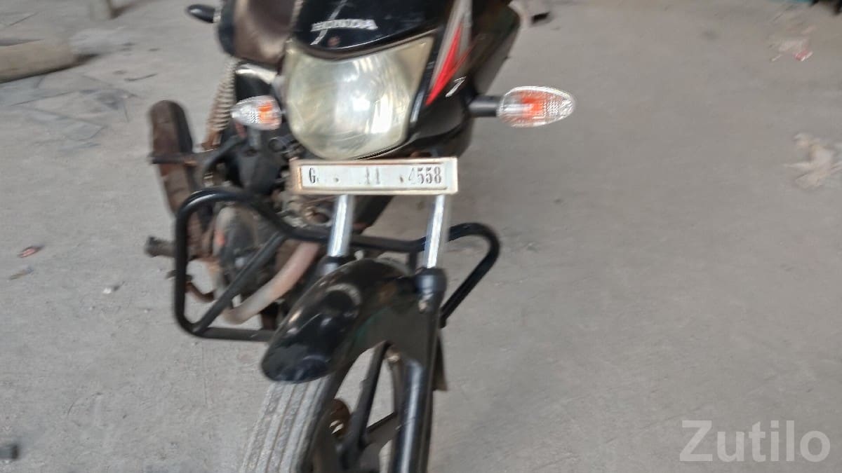 Hero Honda Shine 2011 Used Bike - Bikes - Khambhalia - Image 2