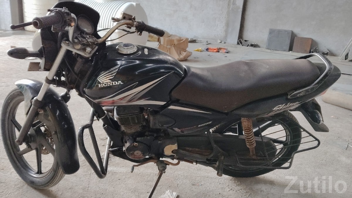 Hero Honda Shine 2011 Used Bike - Bikes - Khambhalia - Image 3