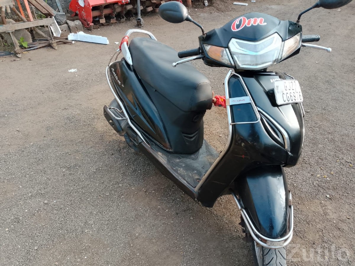 Honda Activa 2018 Black Scooter Sale - Bikes - Bhanvad - Image 2