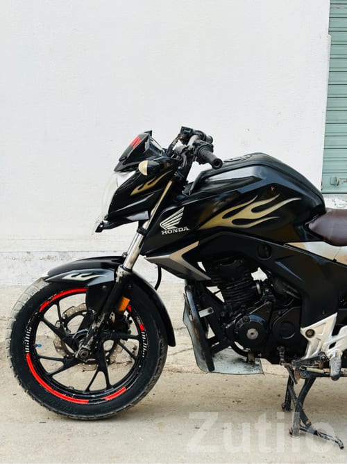 Honda Hornet 2016 Black Bike for Sale - Bikes - Bantwa - Image 2