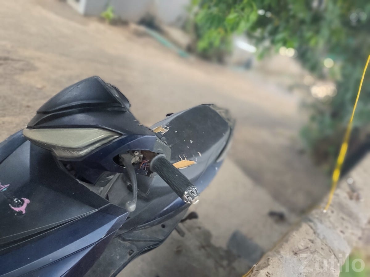 Used Nova Electric Scooty 10–15 km Range - Bikes - Porbandar City - Image 3