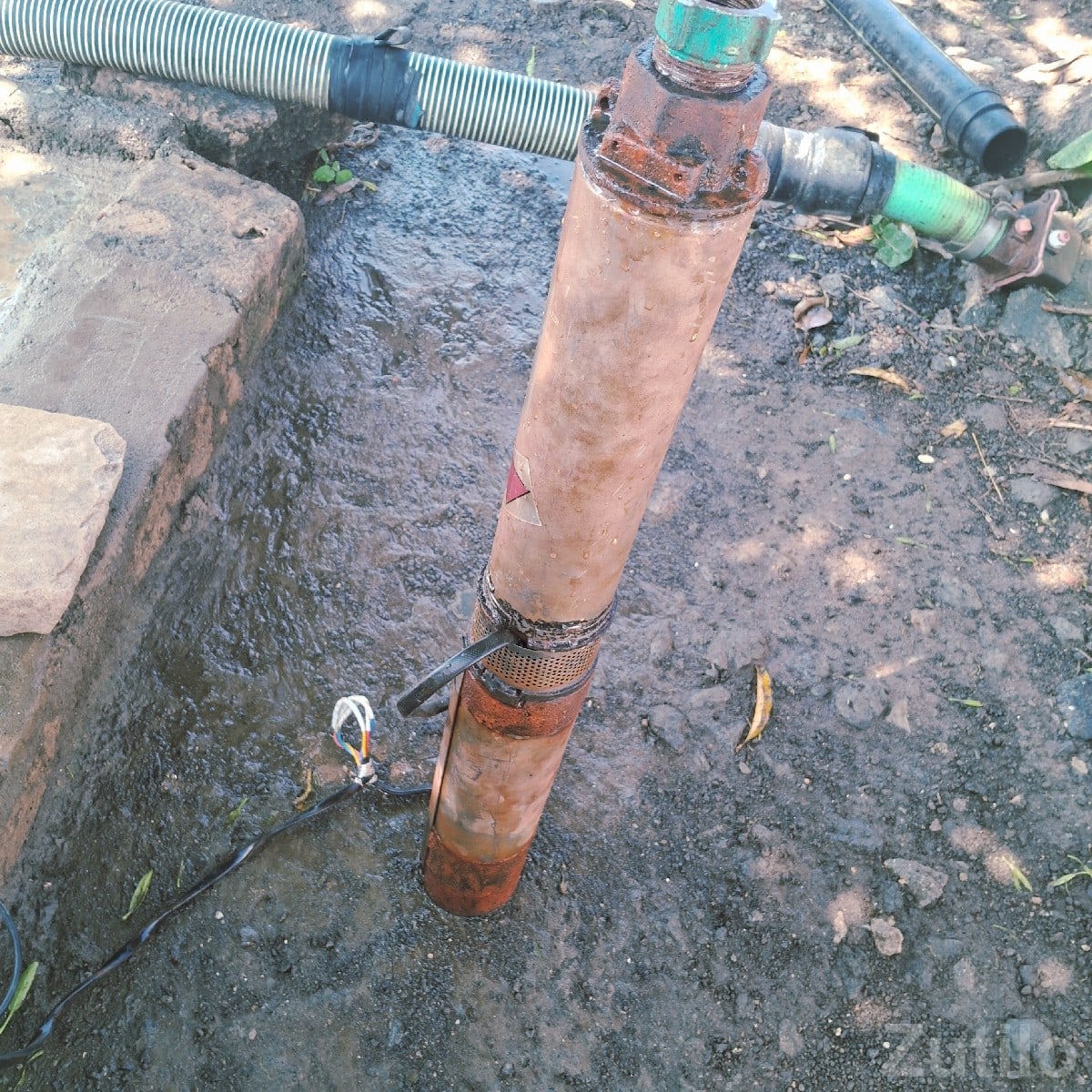 1 HP Borewell Submersible Motor Pump - Pumps & Motors - Kutiyana - Image 2