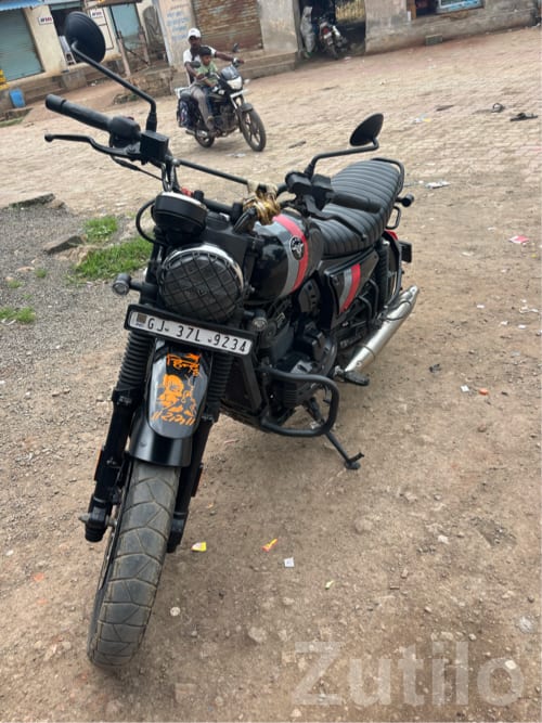 Yezdi Scrambler Motorcycle for Sale