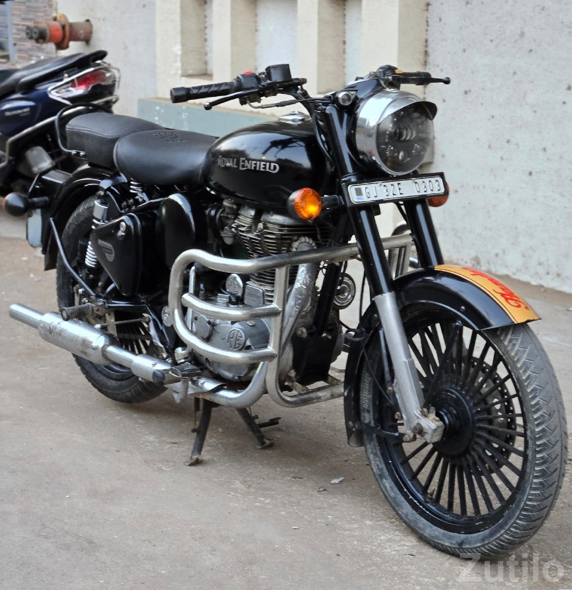 Royal Enfield Bullet Classic 350 2016 Bike