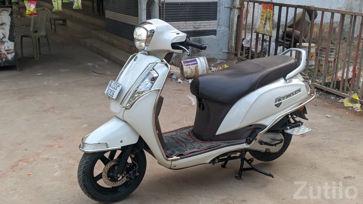 Suzuki Access 125 2023 Scooter for Sale - બાઇક્સ - કોડીનાર - Image 3