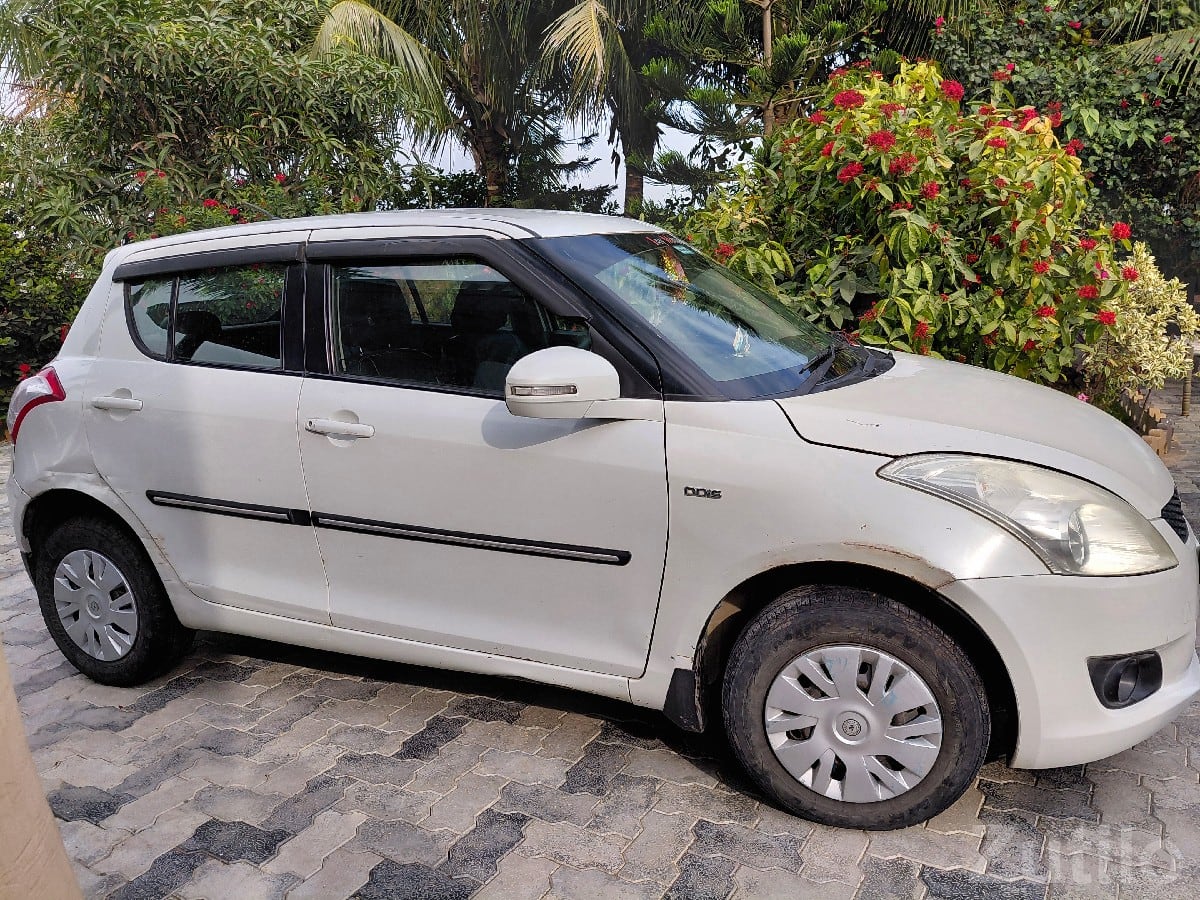 2014 Maruti Suzuki Swift VDI for Sale - Cars - Modhvada - Image 3