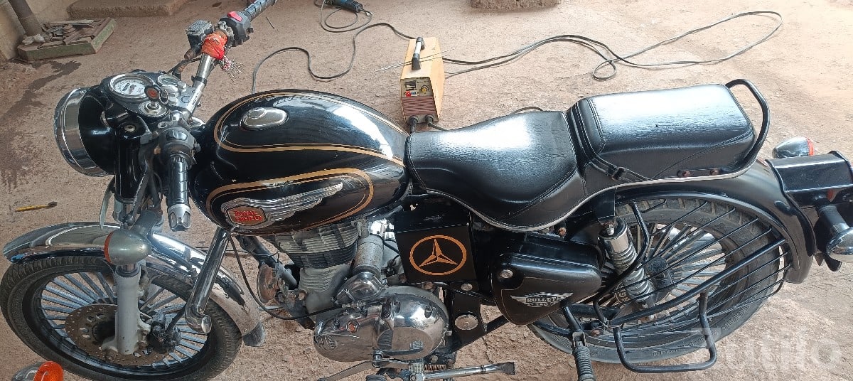 Royal Enfield Bullet 350 Black 2016 - બાઇક્સ - ગઢડા - Image 2