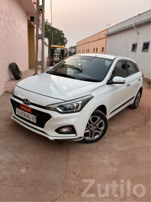 Hyundai i20 Asta 2018 Used Car for Sale - Cars - Dhrangadhra - Image 3