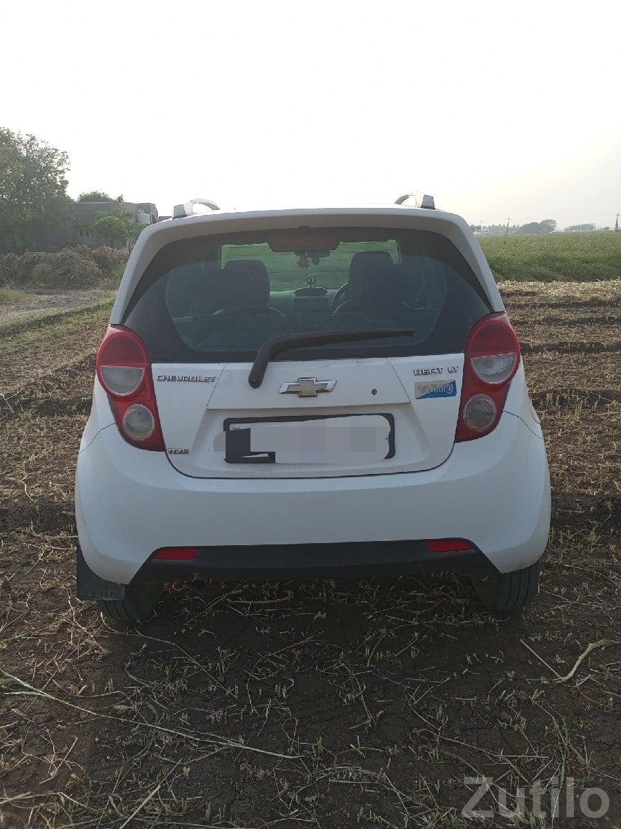 Chevrolet Beat 2011 White Car for Sale - Cars - Adityana - Image 3