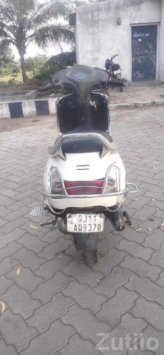Honda Activa 2014 scooter in good condition - Bikes - Vanthali - Image 2