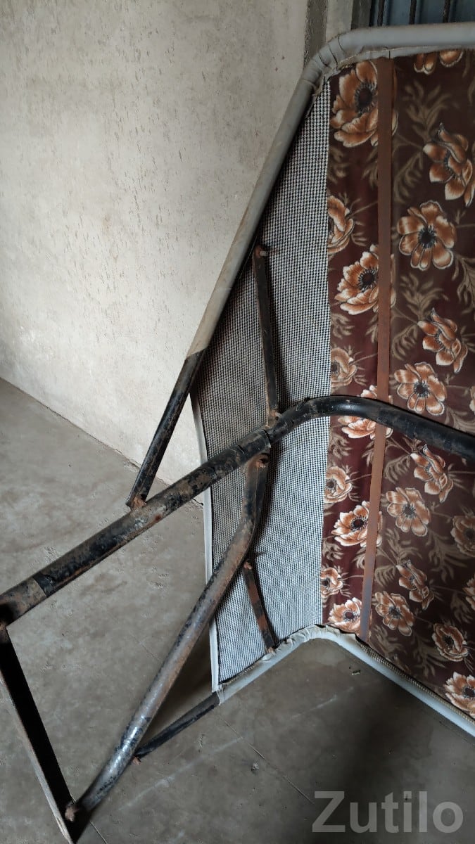 Metal Folding Cot with Mattress