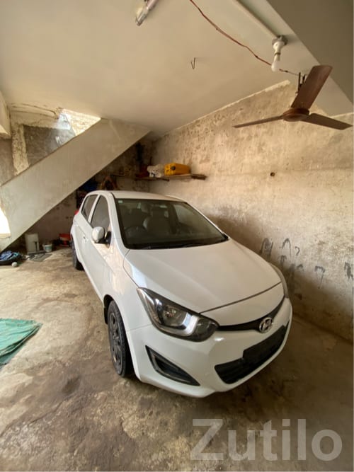 Hyundai i20 Diesel 2014 Second Owner Car - Cars - Visavadar - Image 2