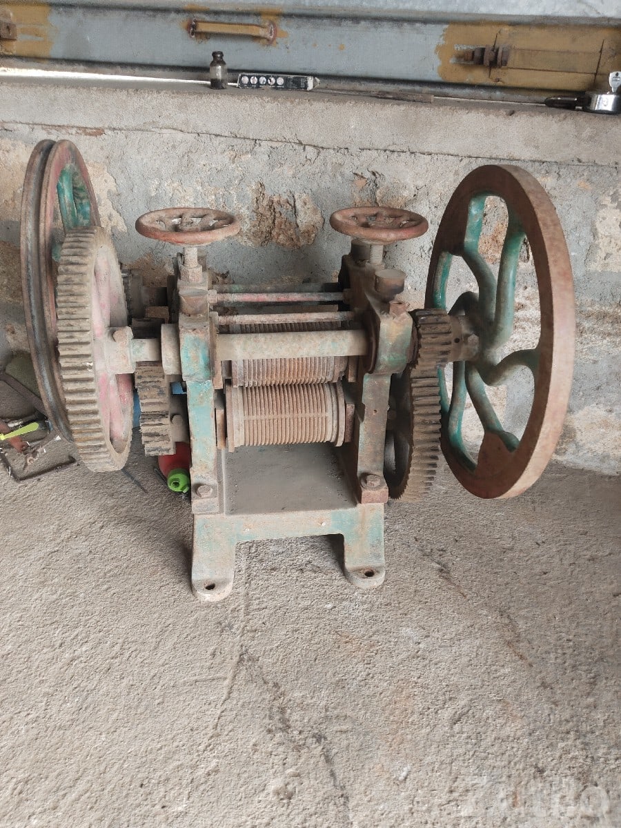 Used Manual Capstan Winch Machine for Sale - Other Industrial Items - Khambhalia - Image 2