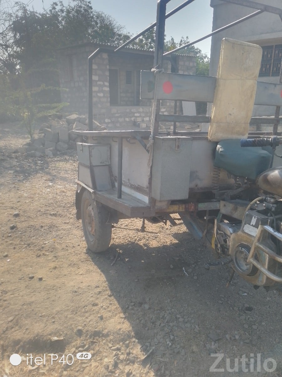 Used Cargo Chakda Rickshaw 2004 Model - ઓટો રિક્ષા - જુનાગઢ - Image 2