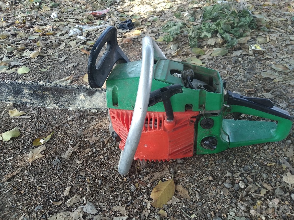 Used Wood Cutting Chainsaw Machine - અન્ય ઔદ્યોગિક વસ્તુઓ - માણાવદર - Image 2