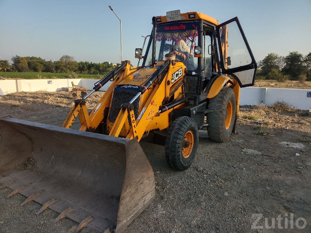 2011 JCB Backhoe Loader for Sale - Construction Vehicles - Khambhalia - Image 3