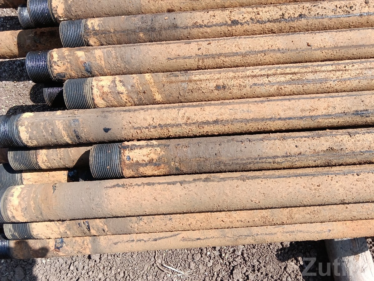 Used Iron Line Pipes 44 Pieces - Other Industrial Items - Keshod - Image 2