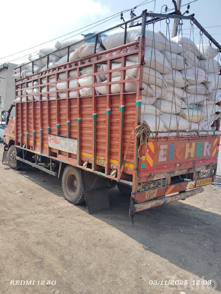 Eicher Cargo Truck 2012 Model for Sale Eicher Cargo Truck 2012 Model for Sale