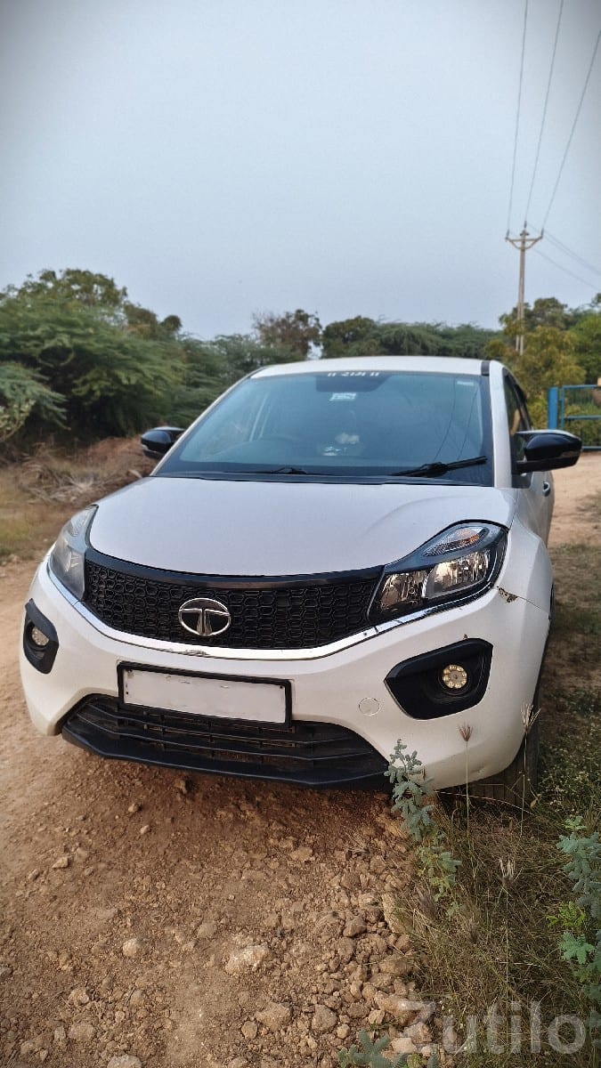 Tata Nexon XM Petrol CNG For Sale - Cars - Pipavav - Image 3