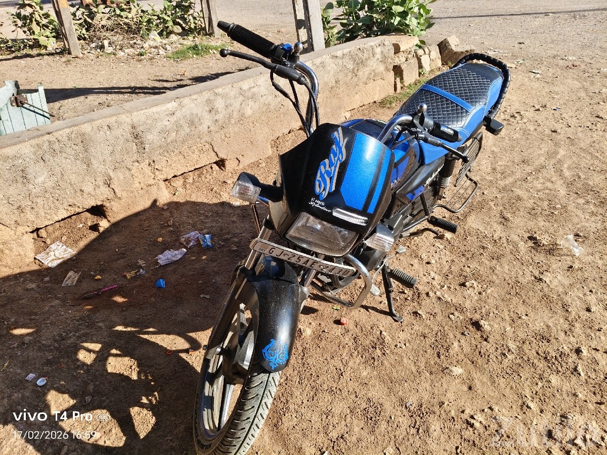 Used Blue Motorcycle 2023 Model for Sale - Bikes - Modhvada - Image 3
