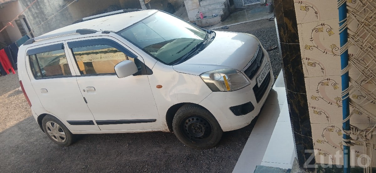 2018 Maruti Suzuki WagonR CNG Petrol Car - Cars - Jasdan - Image 2