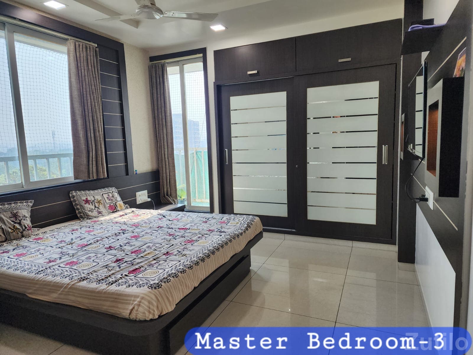 Prime Flat About to sell in city center - ઘર વેચાણ માટે - રાજકોટ શહેર - Image 5