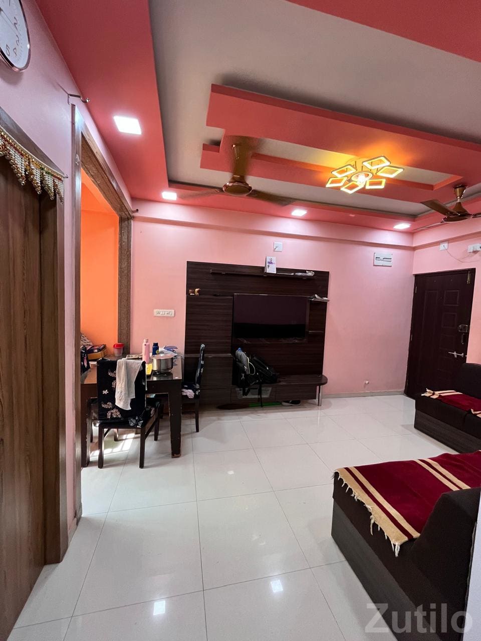 Fully furnished flat for sale 🏠 - House for Sale - Ahmedabad City - Image 3