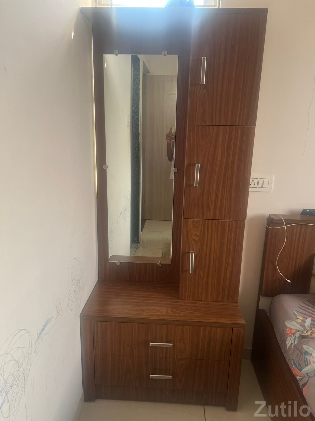 Cupbord and dresing - કબાટ અને સ્ટોરેજ - વડોદરા શહેર - Image 4
