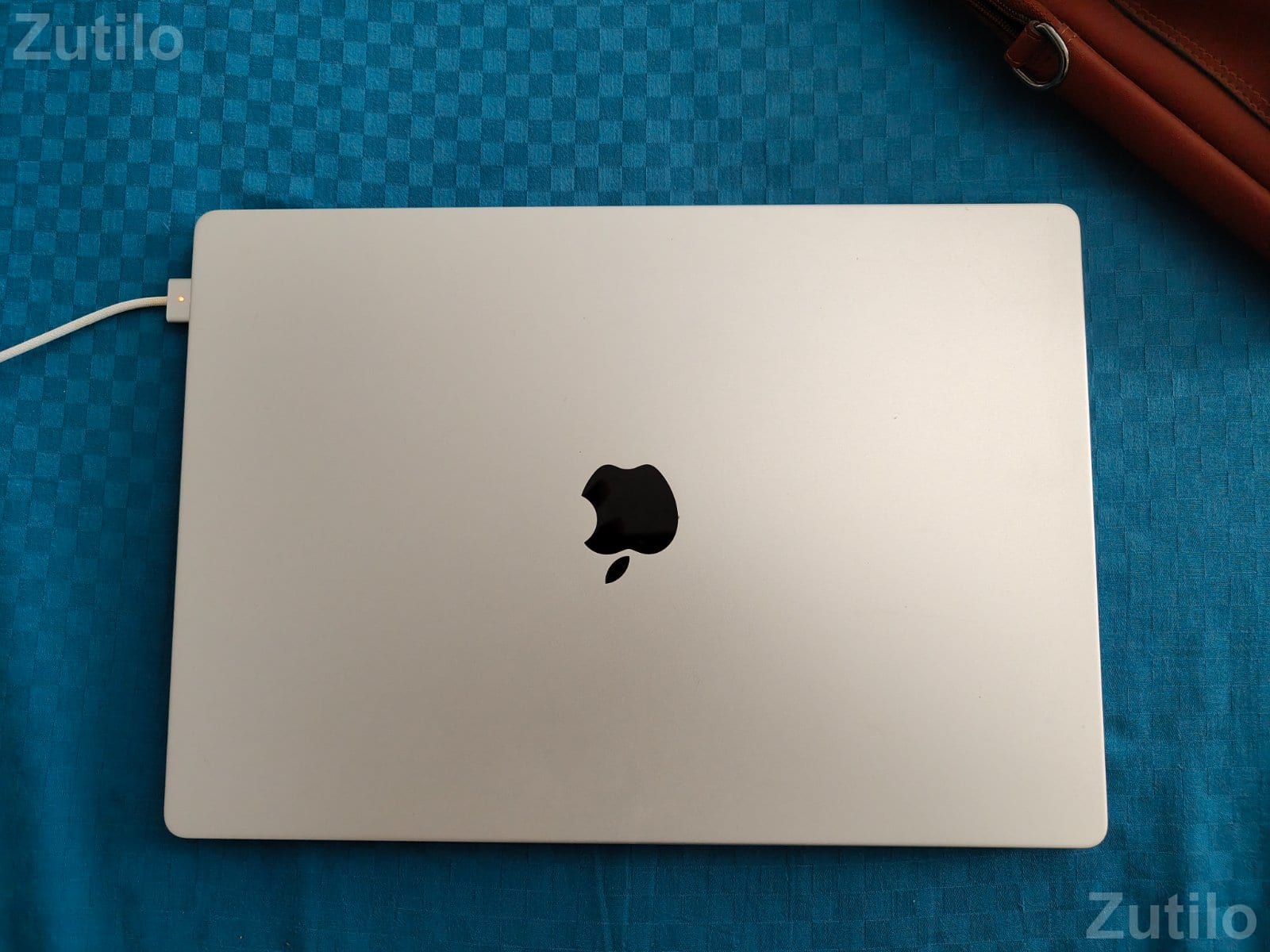 MacBook pro 2023 M2 pro chip  16gb - 512gb SSD - Laptops & Computers - Ahmedabad City - Image 3
