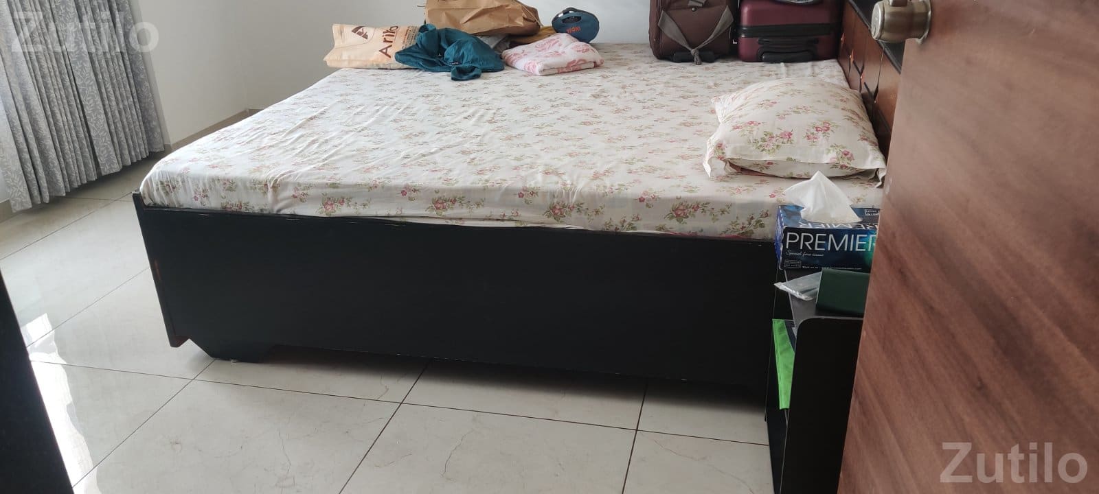 6*6 WOODEN Ply BED - પાંખા અને ગાદી - ગાંધીનગર શહેર - Image 2