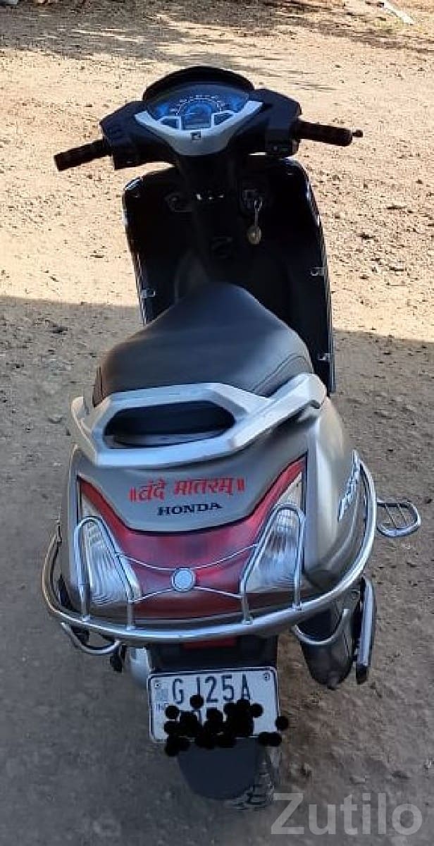 Honda Activa 125 2019 Scooter for Sale - બાઇક્સ - છાયા - Image 2