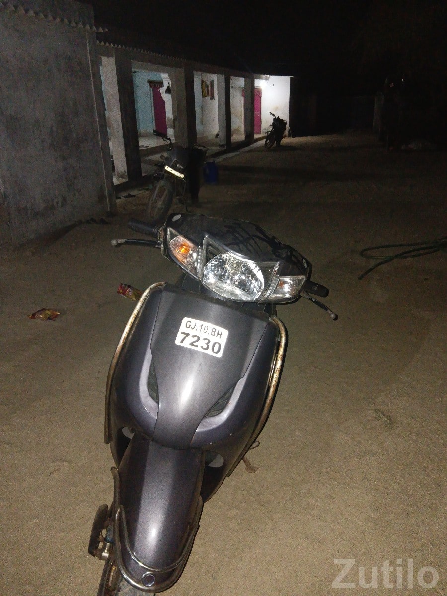 Honda Activa 2012 Scooter for Sale - બાઇક્સ - કલ્યાણપુર - Image 3