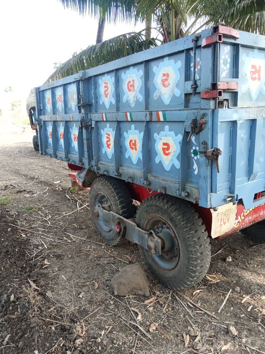 Used Tractor Trolley Trailer for Sale - બાંધકામના વાહનો - સુત્રાપાડા - Image 2