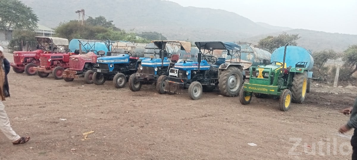 Water Tanker Tractor on Rent - Vehicle Rentals - Sihor - Image 2